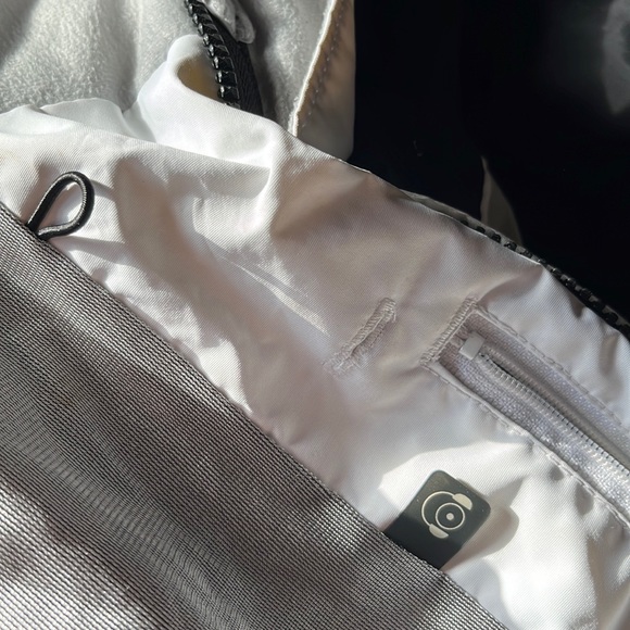 Columbia Storm Dry 2-in1 Jacket - Picture 7 of 16